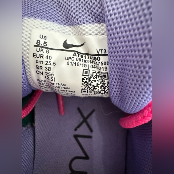 Women’s Nike Air Max Mystic Green Olympic Games Mesh Air Vents Exclusive Sneaker - Picture 8 of 8